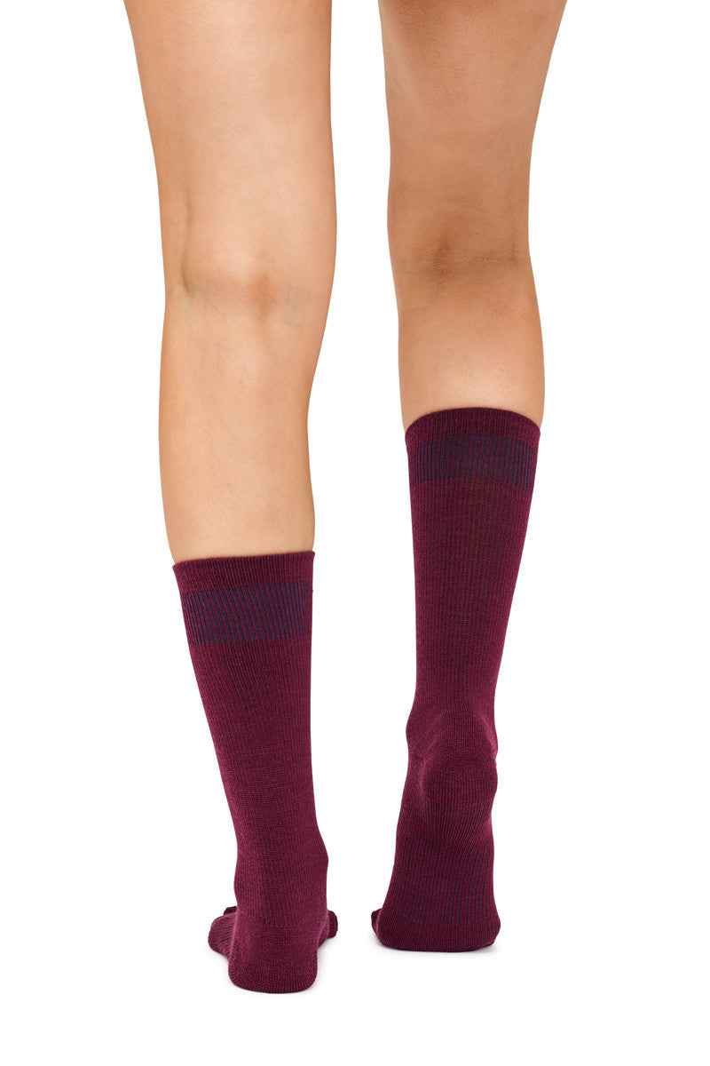 Women's Overlander® Merino Wool Lifestyle Crew Socks- Burgundy Melange
