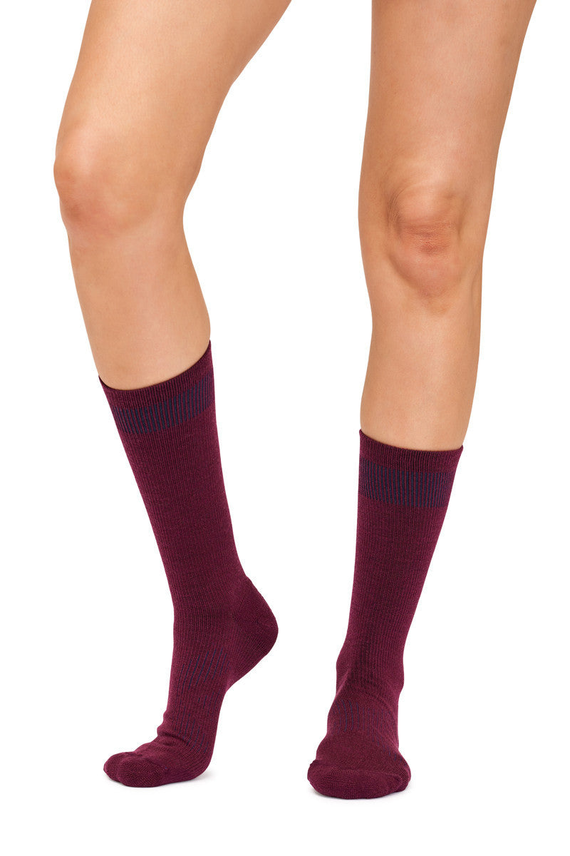 Women's Overlander® Merino Wool Lifestyle Crew Socks- Burgundy Melange