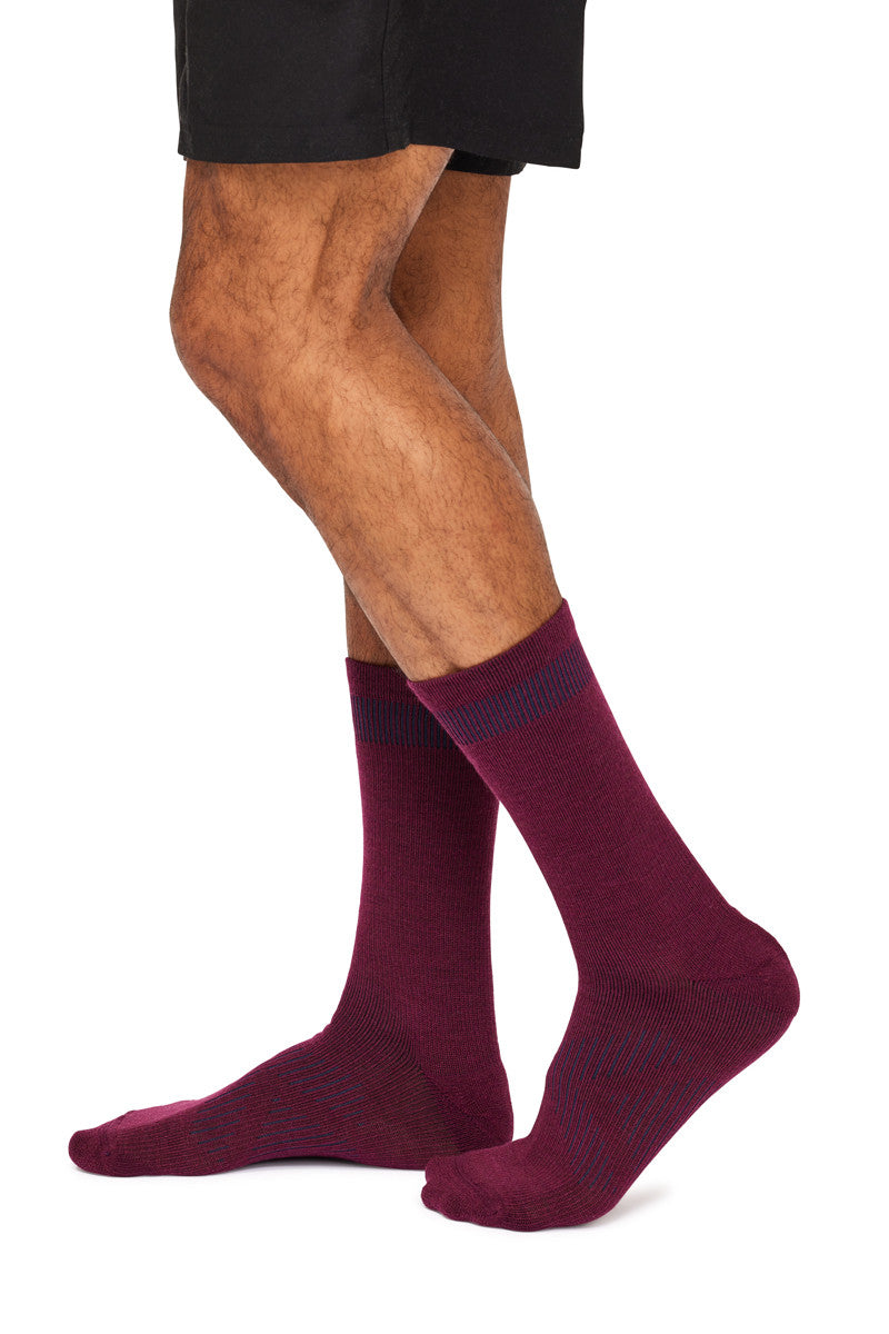 Men's Overlander® Merino Wool Lifestyle Crew Socks- Burgundy Melange